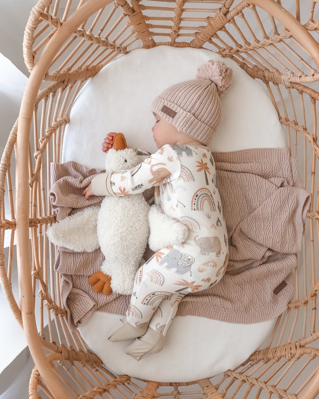 Bliss Knitted Beanie - Beige