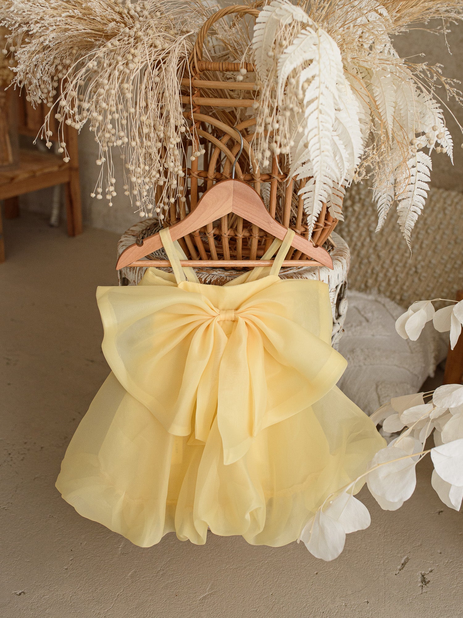 baby yellow dress Girl Toddler Princess Dress Puff Sleeve Beaded Formal Communion Dress, Yellow / 7-8 Years (140cm) Introducing the Petra Dress Baby Yellow Beauty Dress 6-9-months