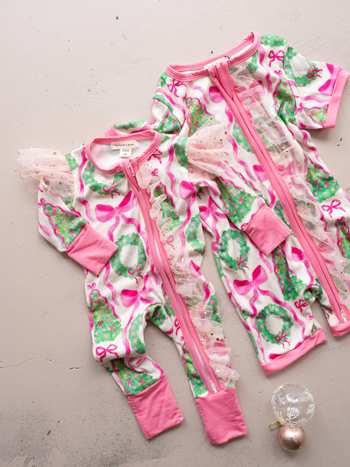 Tis The Season – Wreath Onesie