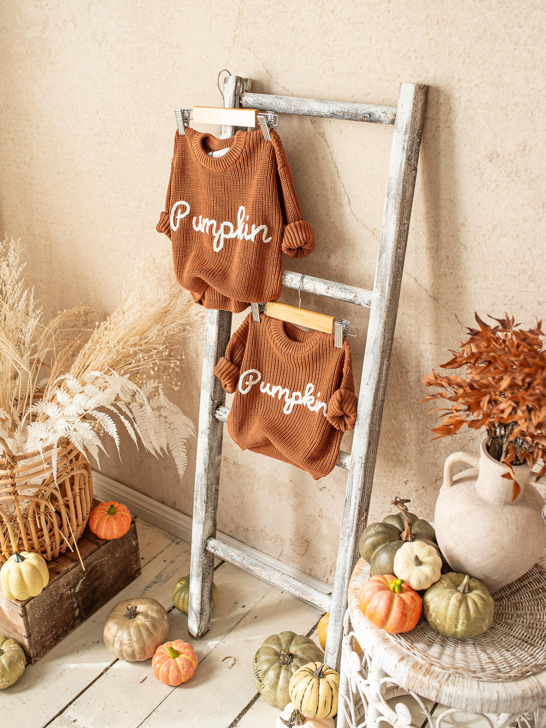 Pumpkin Pie Sweater - Rust
