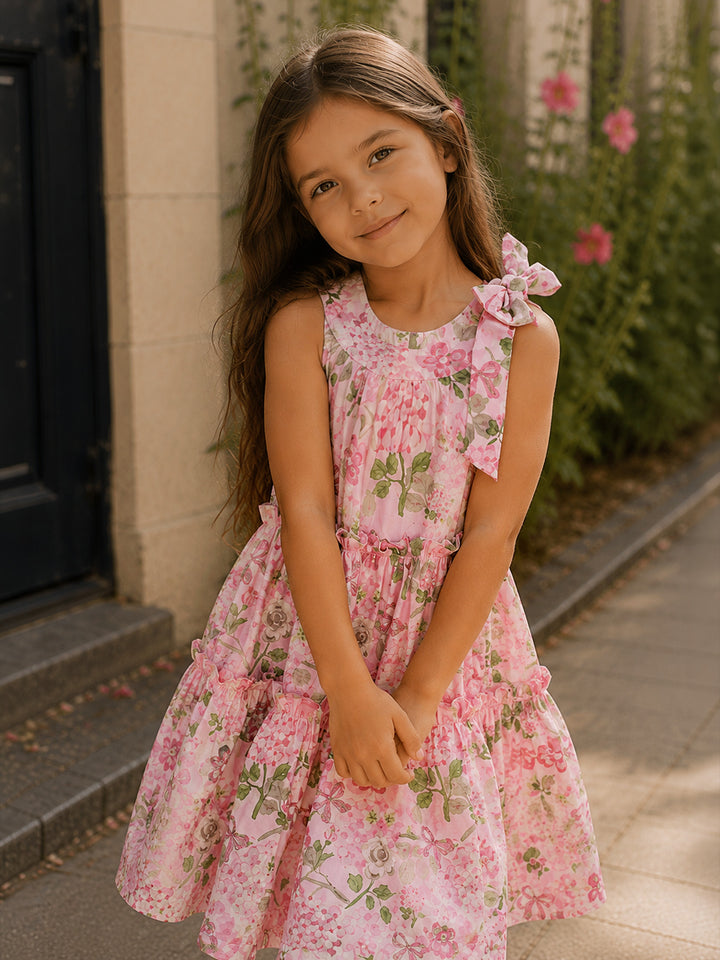 Miss Mira