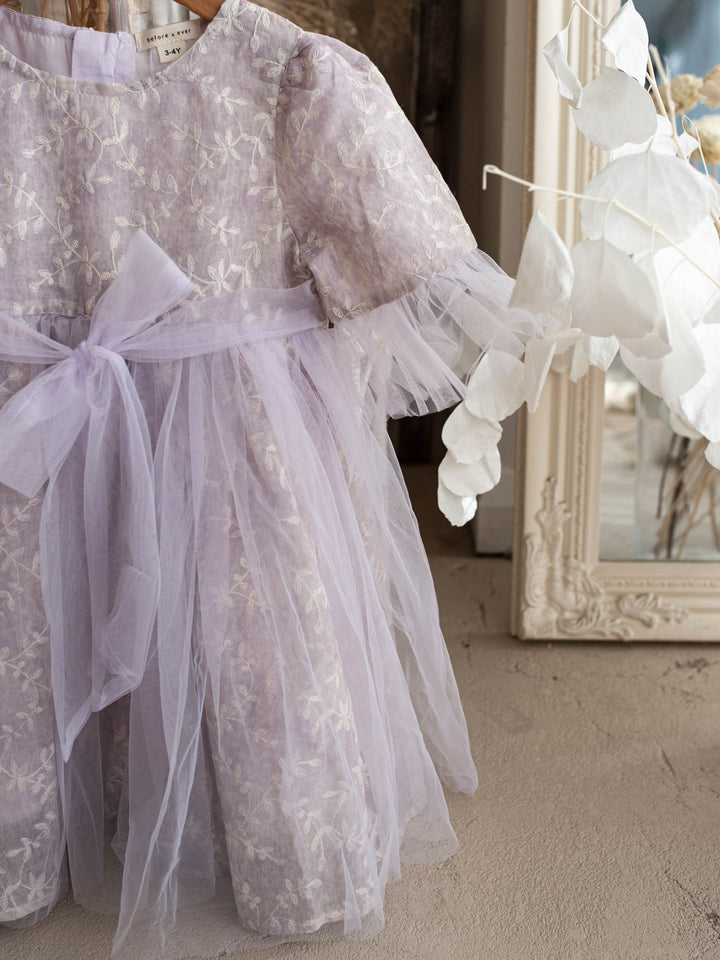 Aila Paige - Lilac