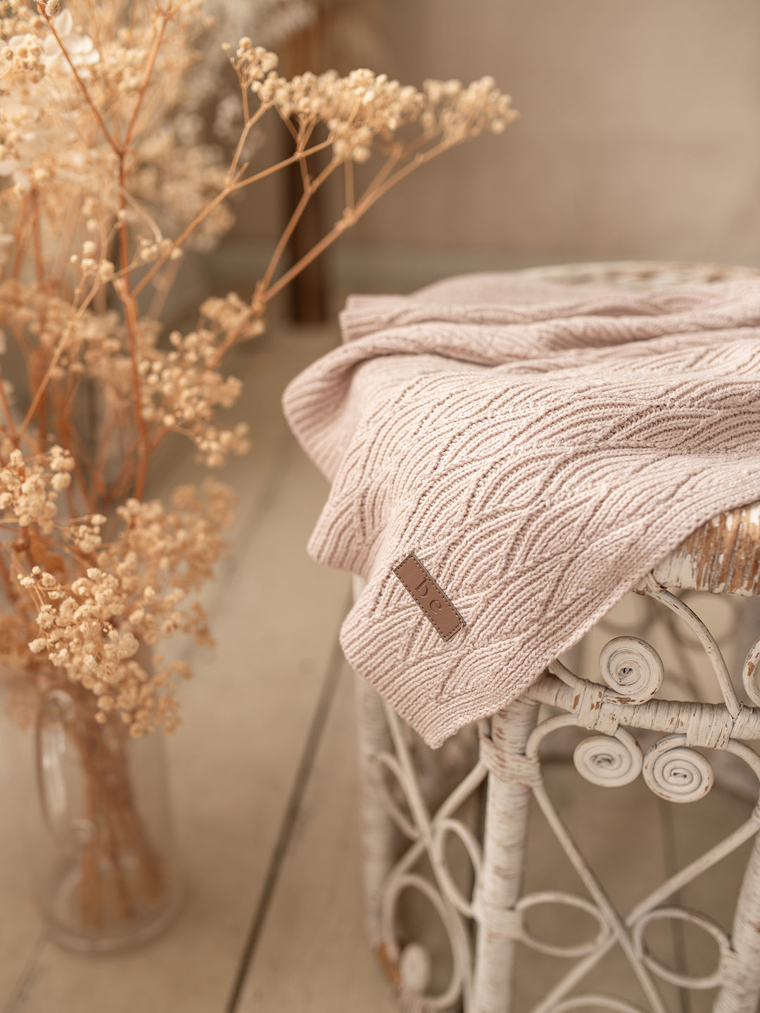 Snuggle Me - Knitted Baby Blanket - Beige