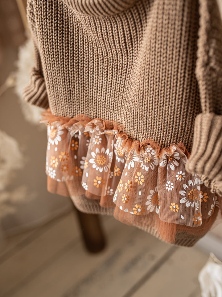 Toffee Daisy Sweater - Cocoa