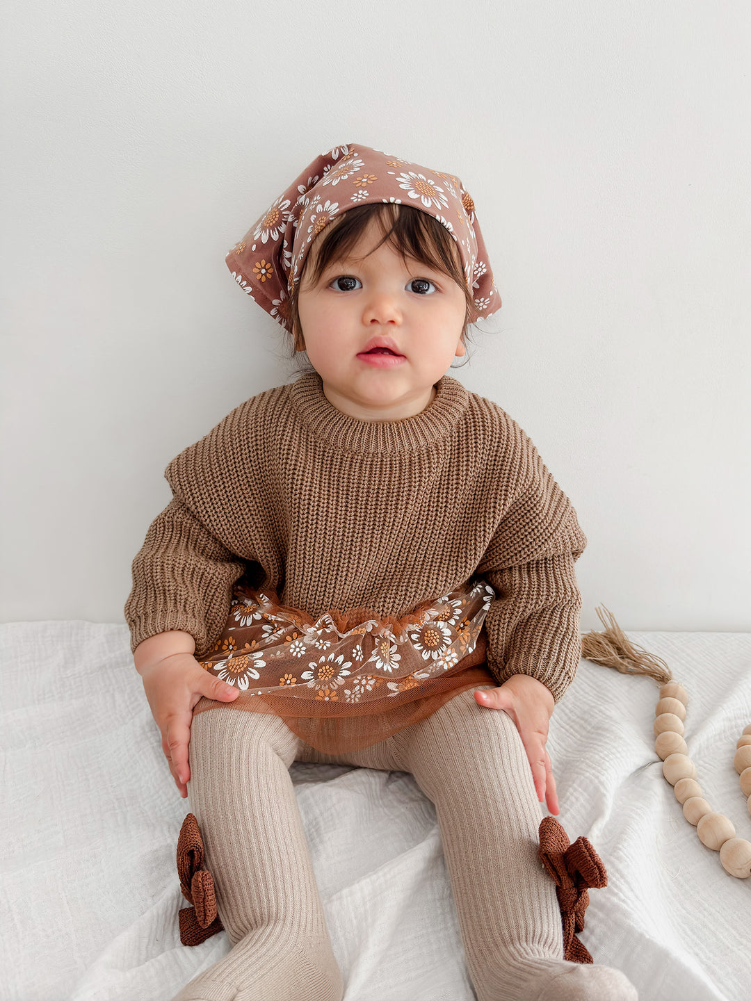Toffee Daisy Sweater - Cocoa