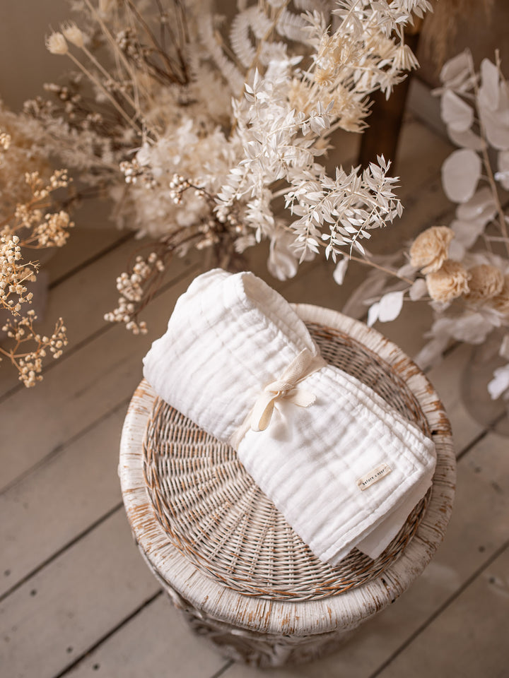 Lullaby - Lux Muslin Gauze Blanket - White