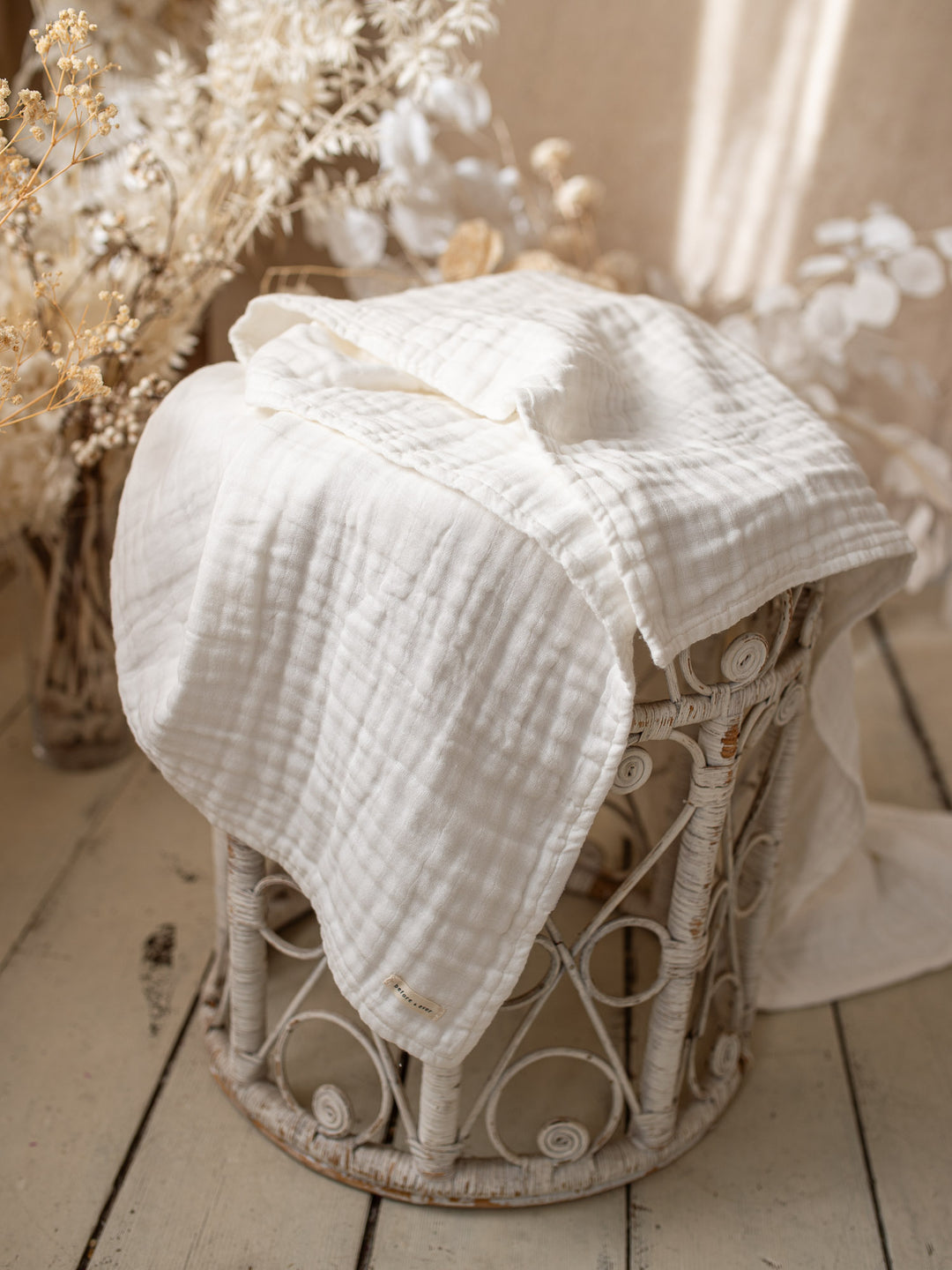 Lullaby - Lux Muslin Gauze Blanket - White