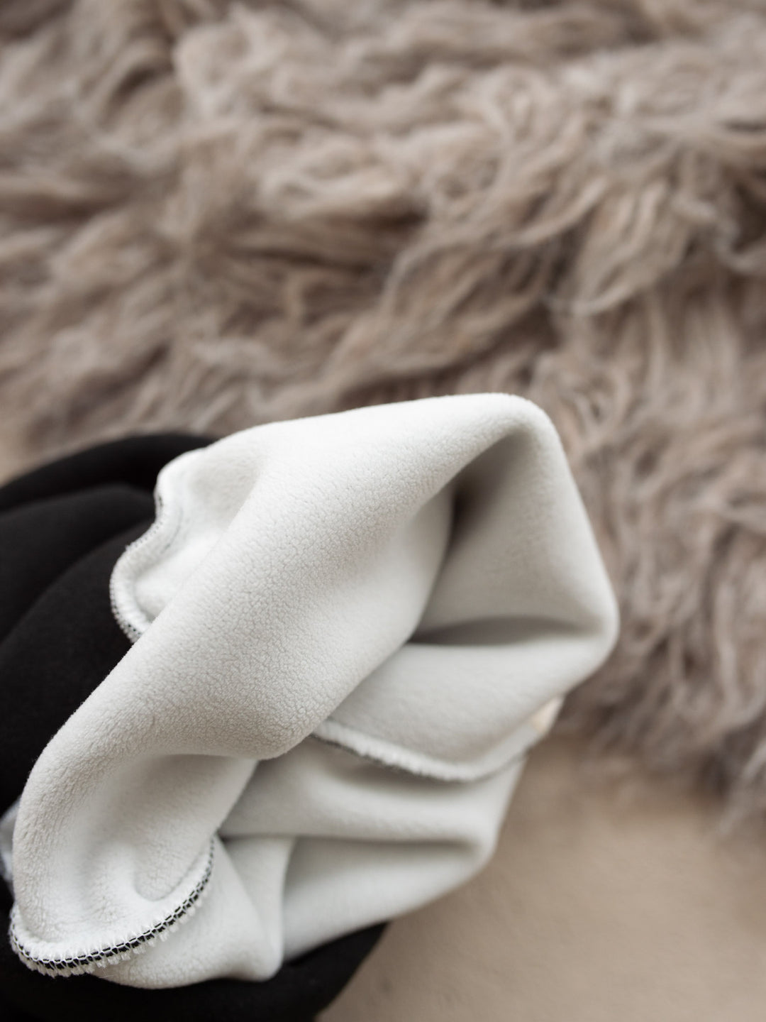 Mae Fleece-lined Leggings - Black