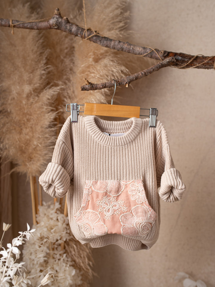 Lace Story Sweater - Oatmeal