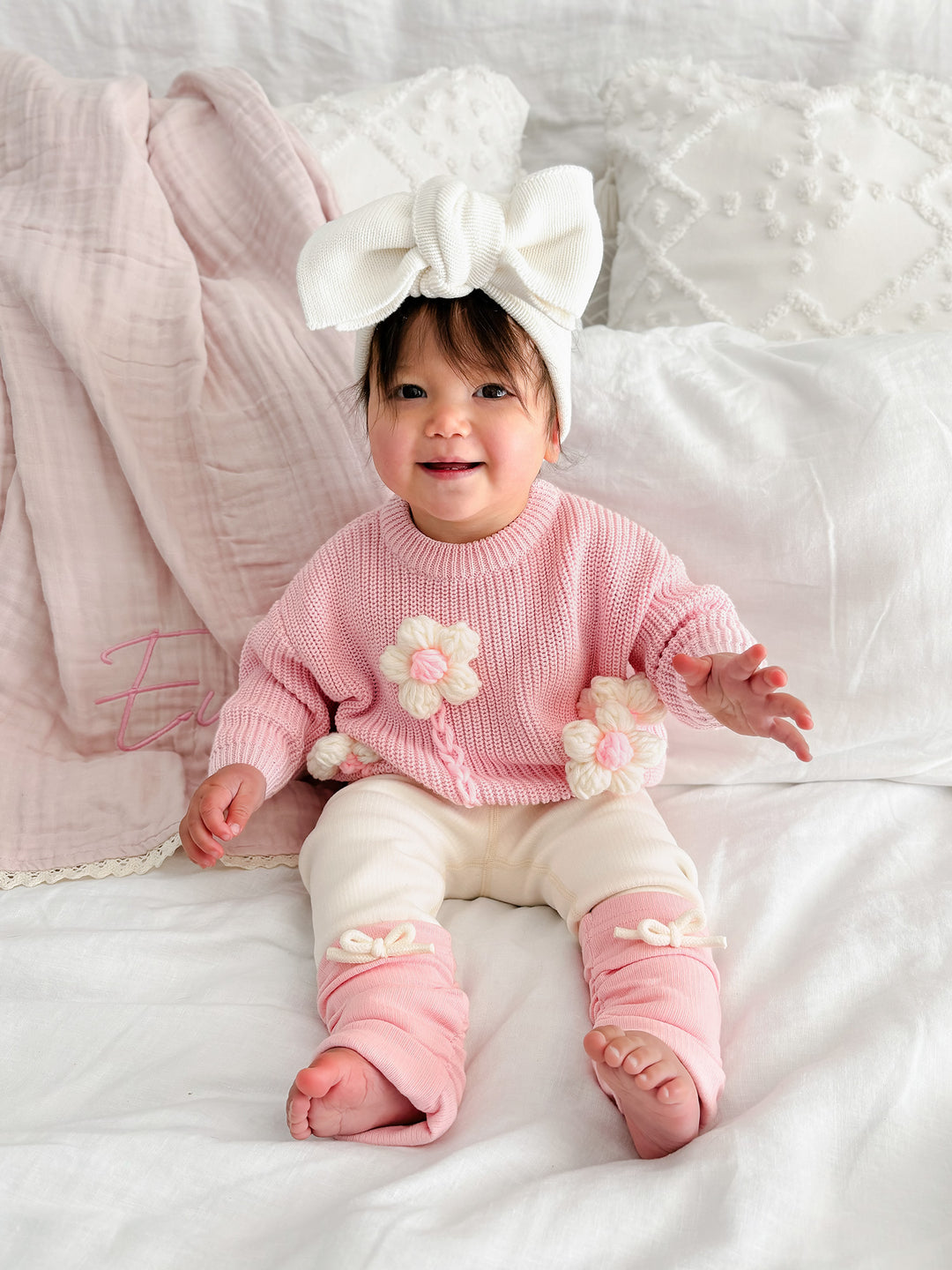Buttercup Sweater - Baby Pink with White Flowers