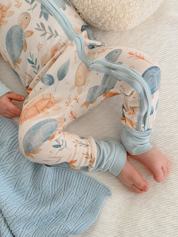 Snuggle Me - Knitted Baby Blanket - Baby Blue