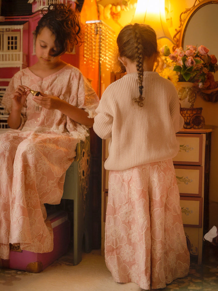 Lace Story Sweater - Oatmeal