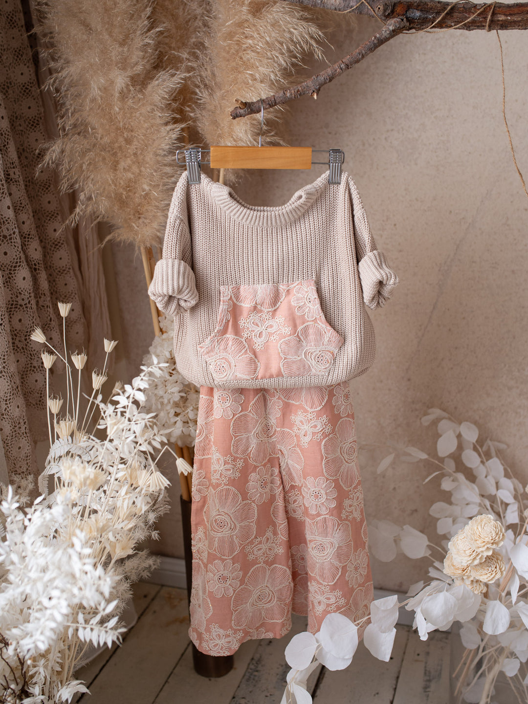 Lace Story Sweater - Oatmeal