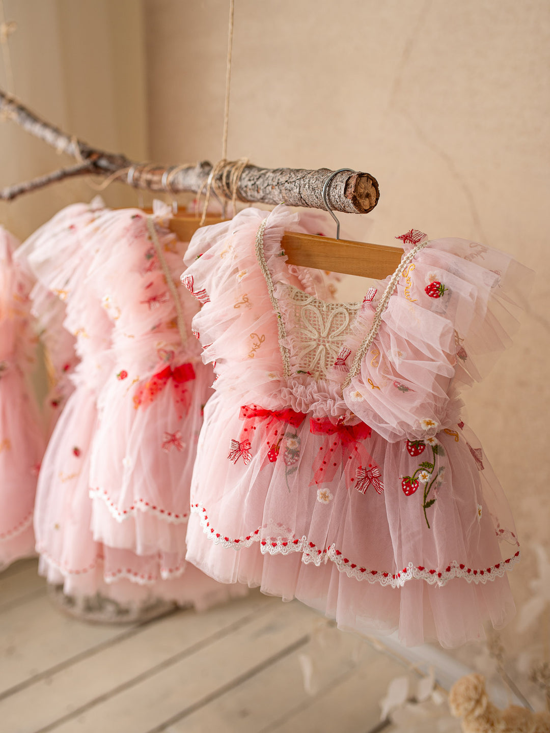 Sweet As Strawberry - Pink