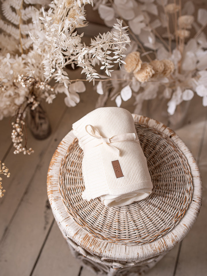 Pure - Knitted Baby Blanket - Milk