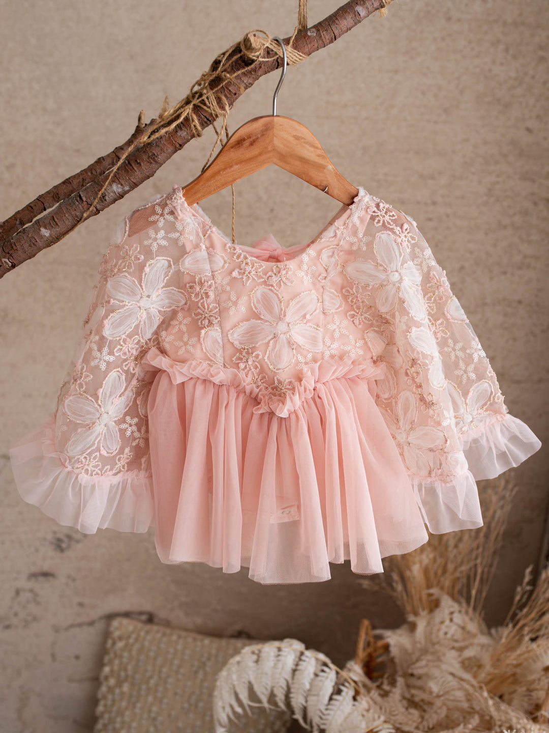 Love & Lace – Peachy Pink