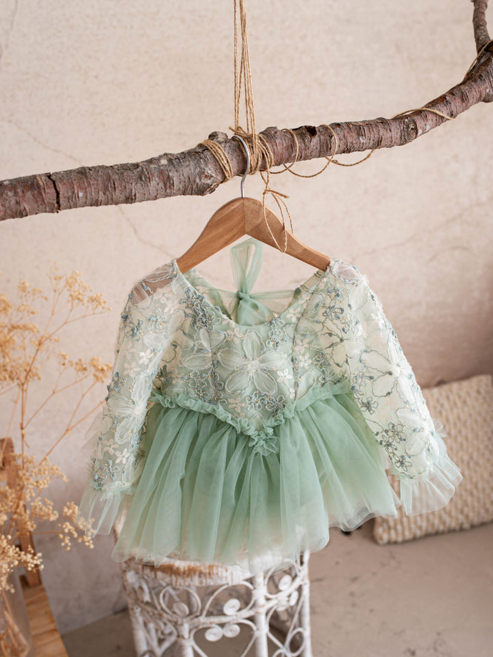 Love & Lace – Sage Green