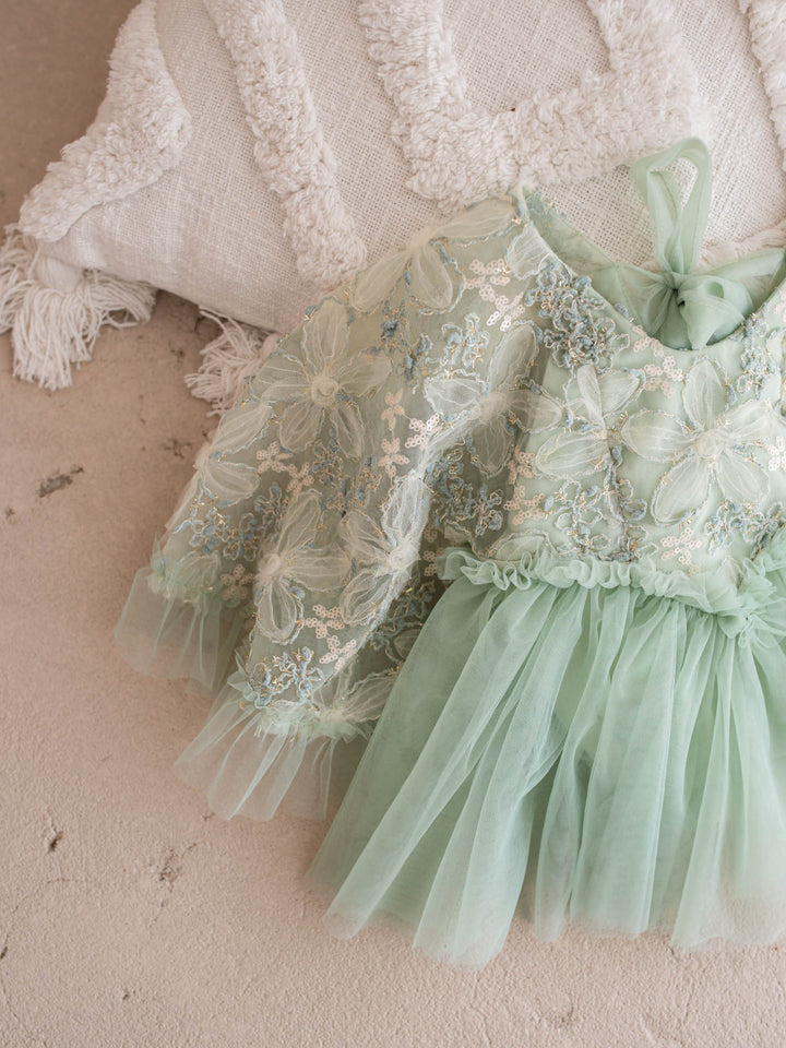 Love & Lace – Sage Green