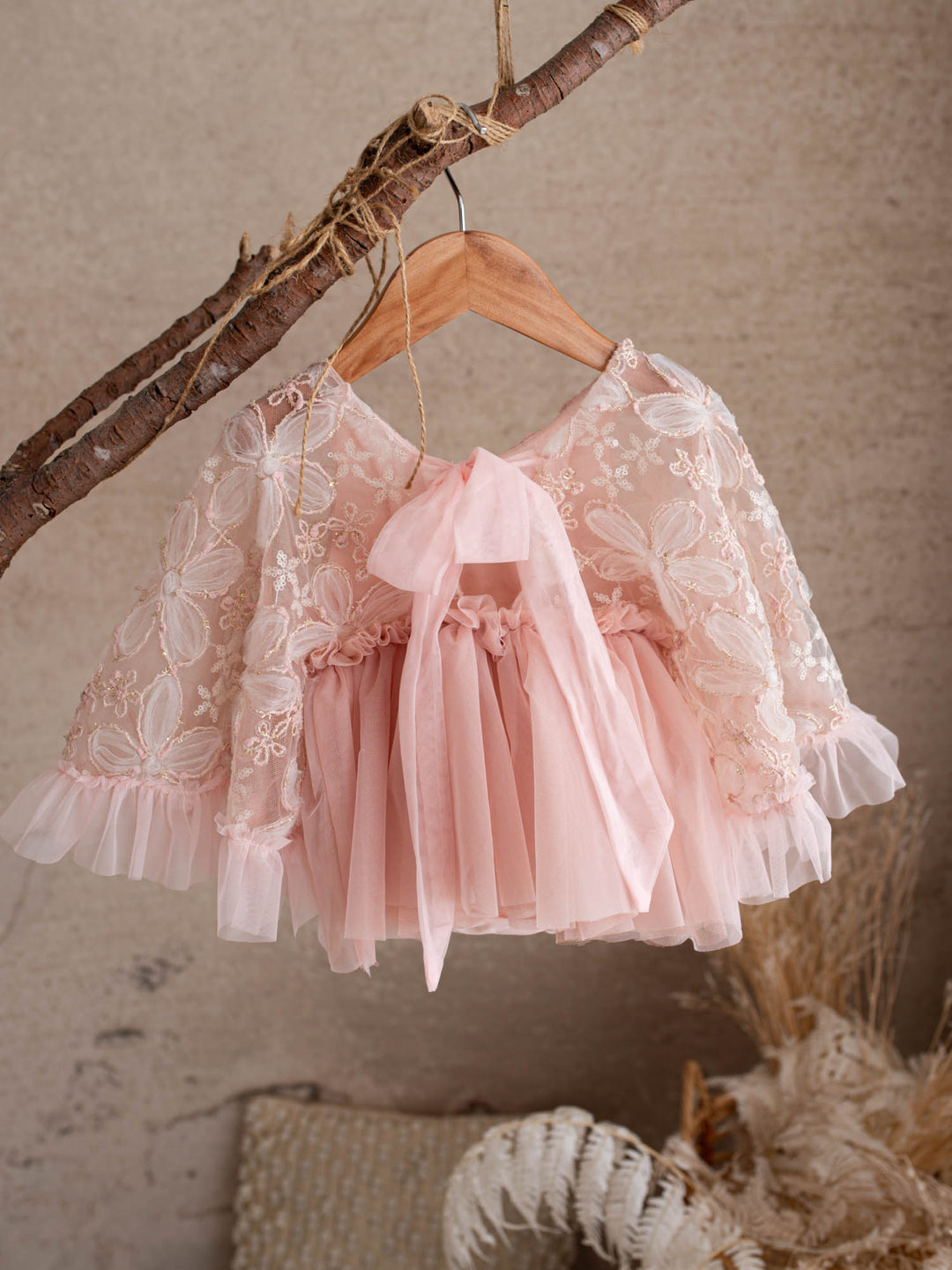 Love & Lace – Peachy Pink